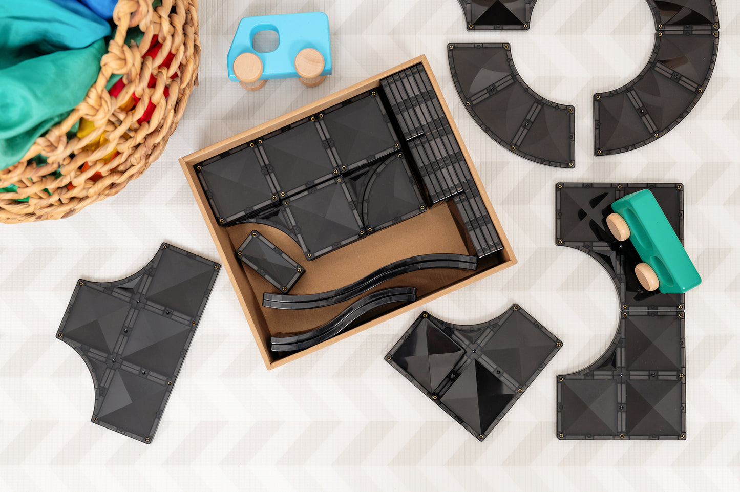 Magnetic Tiles - 48 pc Creative Roads Pack - NEW!!