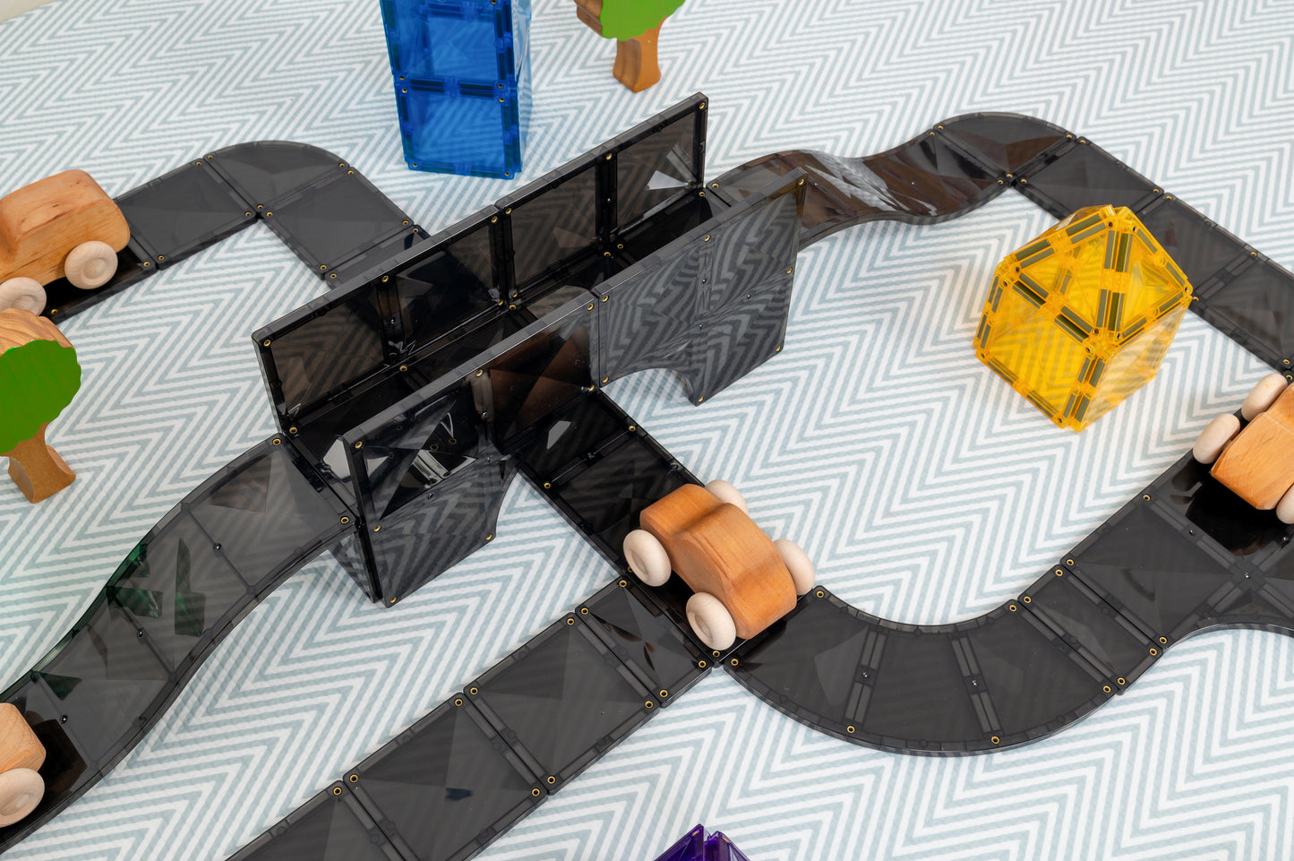 Magnetic Tiles - 48 pc Creative Roads Pack