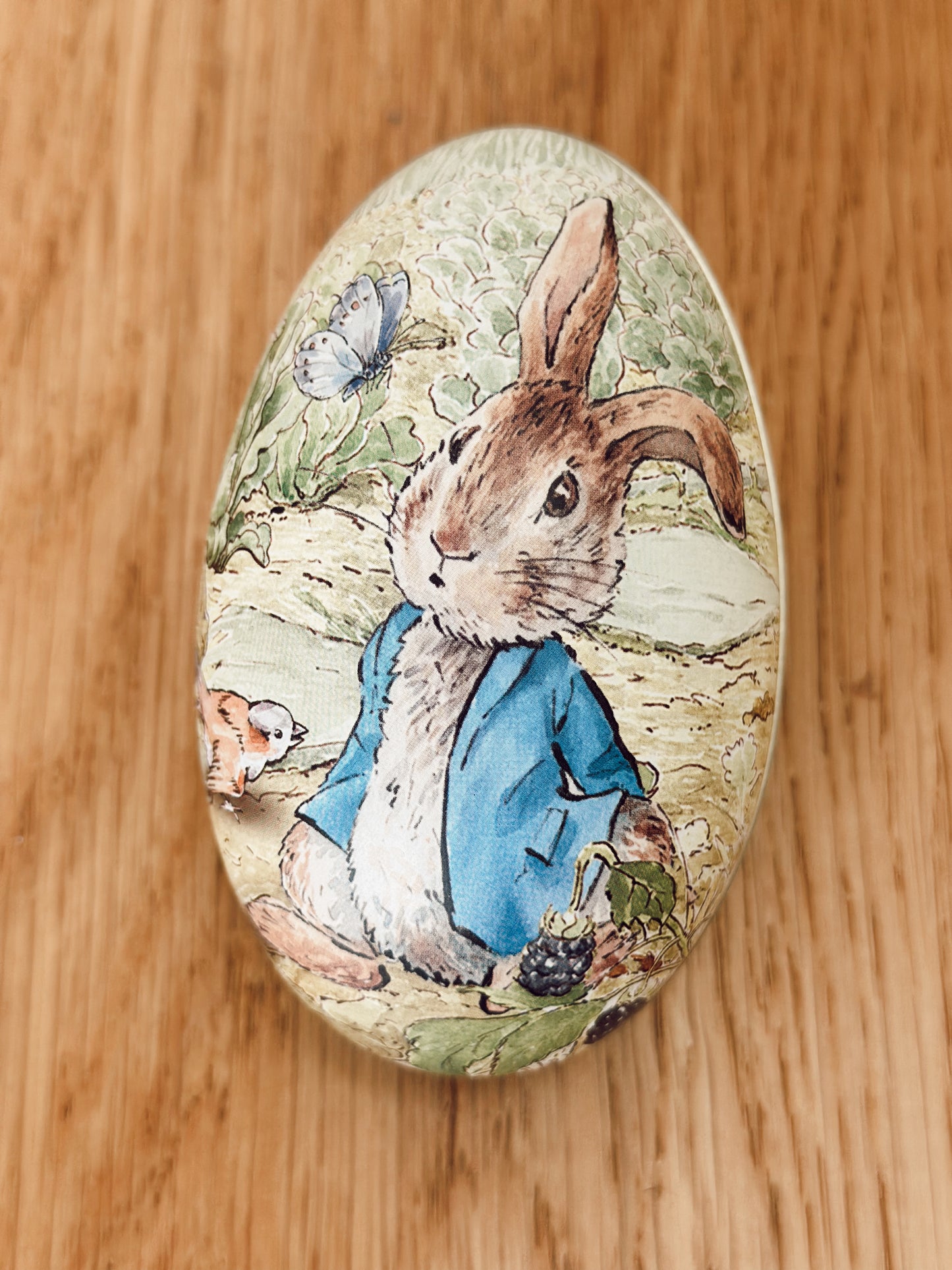 Peter Rabbit Egg Shaped Tin Asst