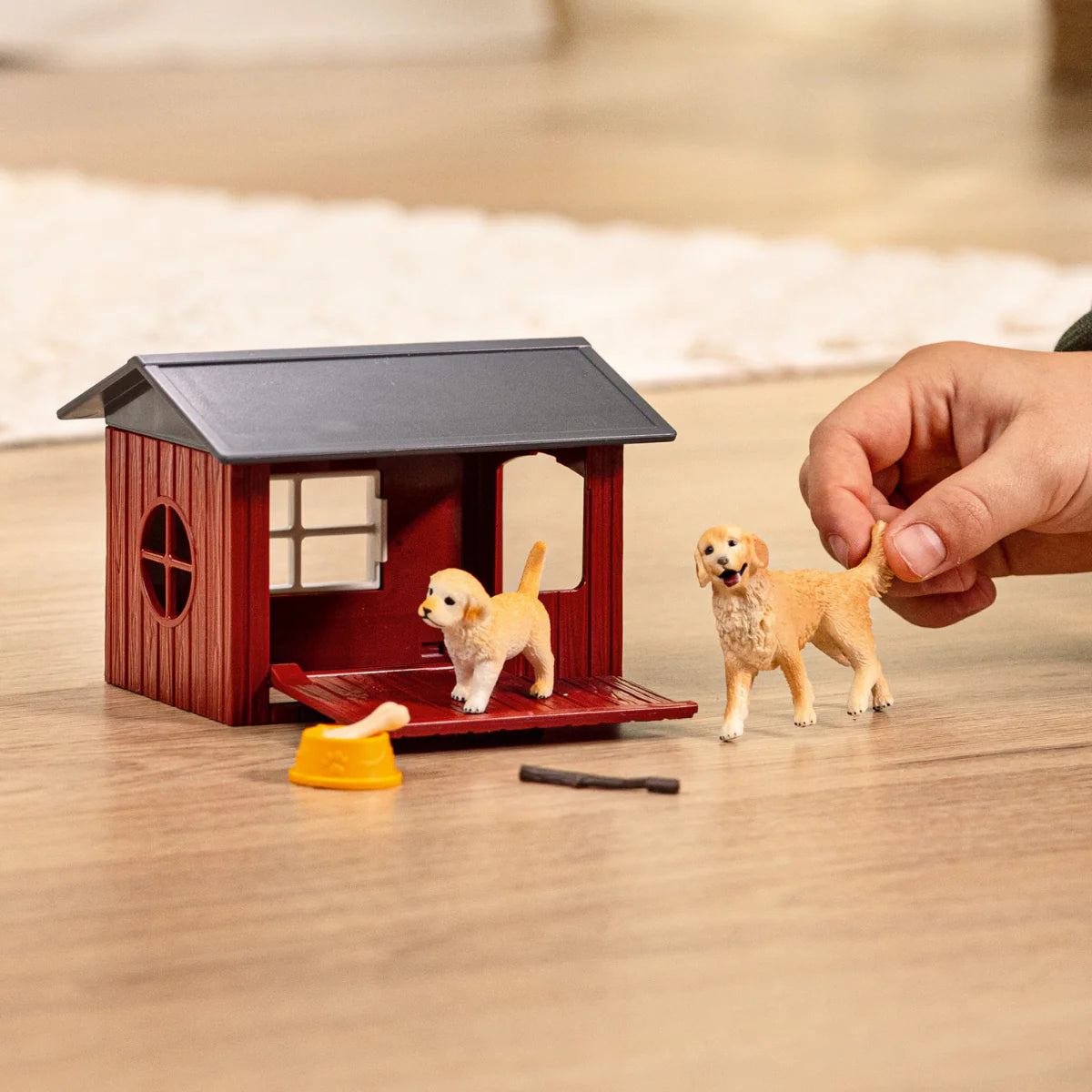 Dog Kennel with Golden Retrievers