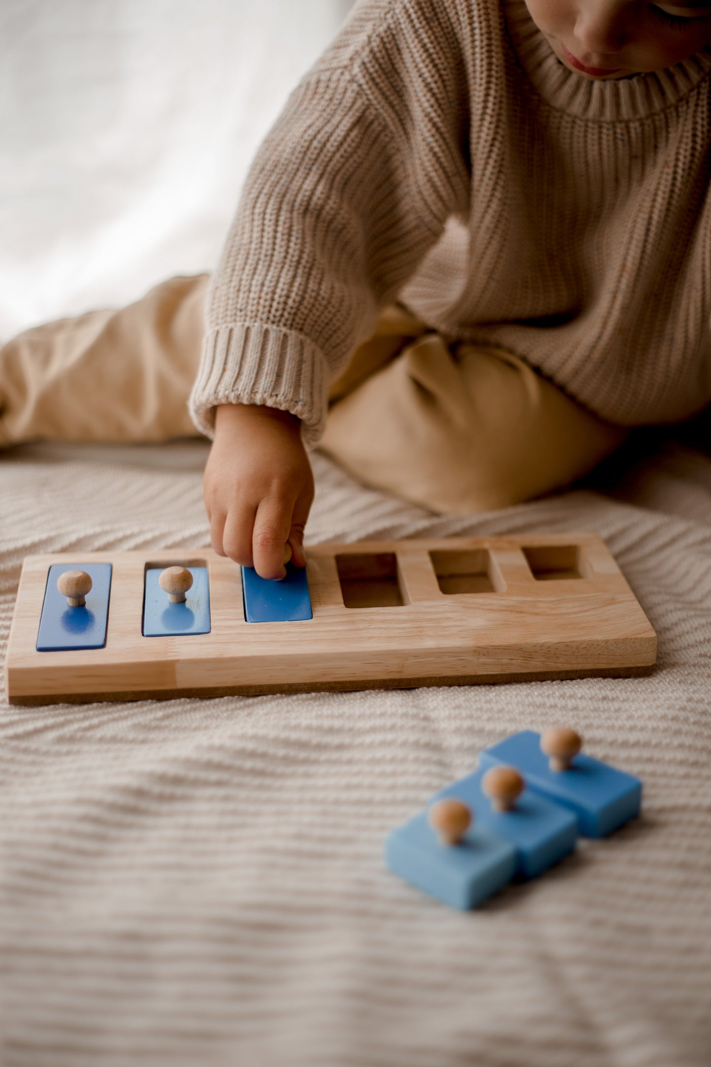 Wooden Peg Puzzle - Rectangle Seriation Puzzle