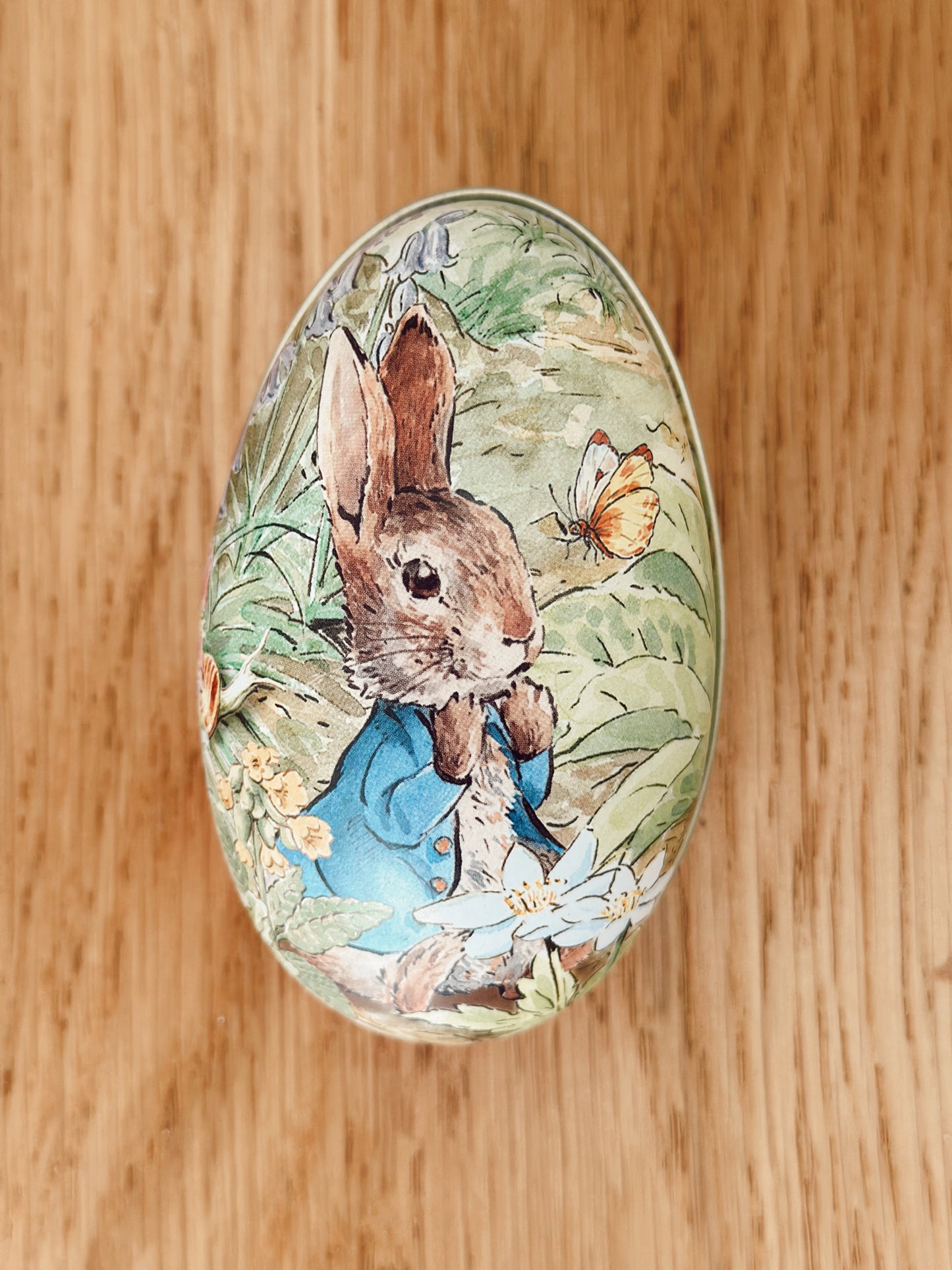 Peter Rabbit Egg Shaped Tin Asst