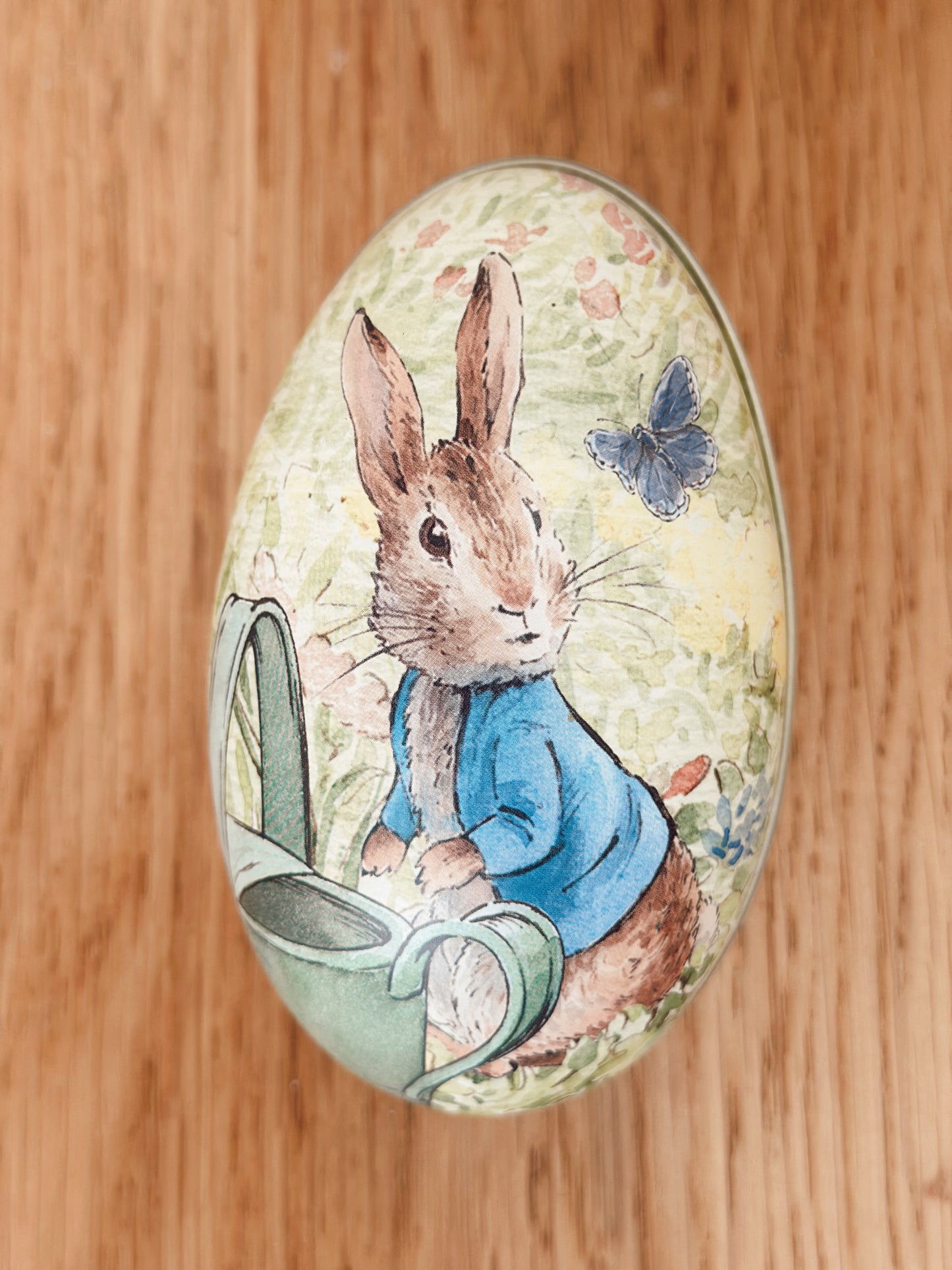Peter Rabbit Egg Shaped Tin Asst