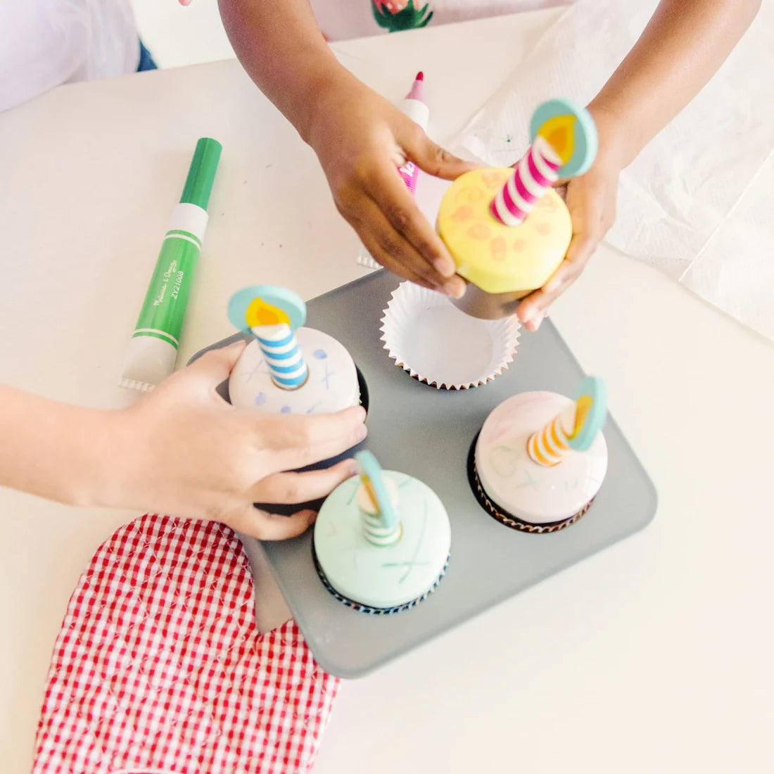 Wooden Bake and Decorate Cupcake Set