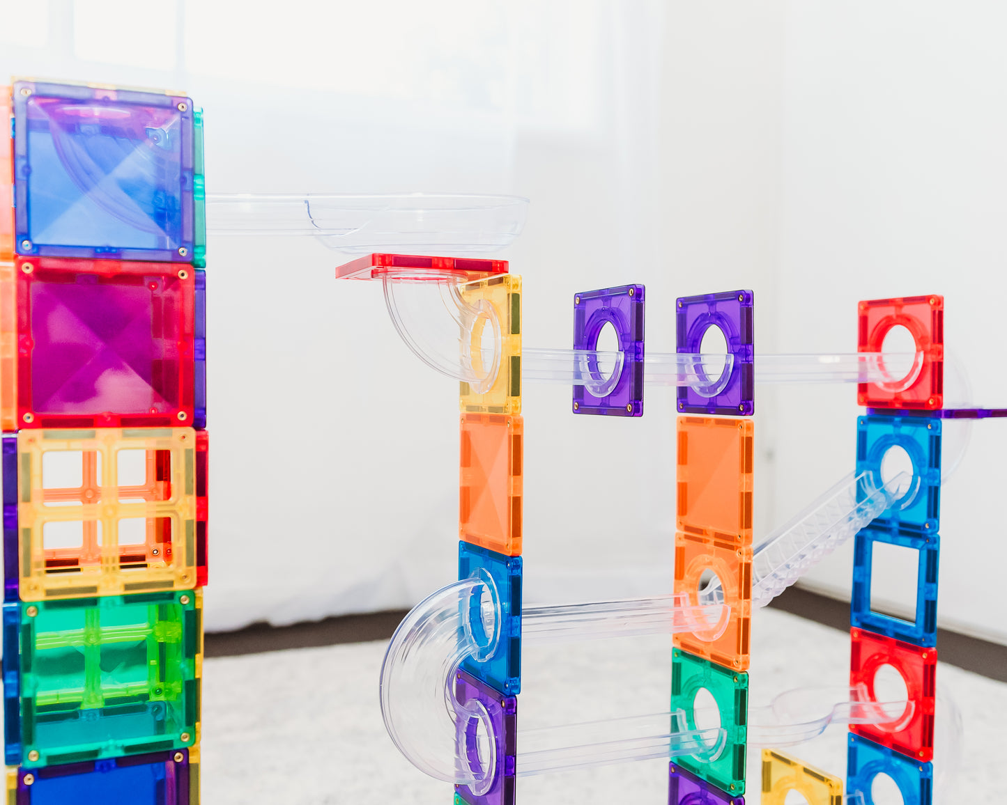 Magnetic Tiles - 92 pc Rainbow Ball Run Pack