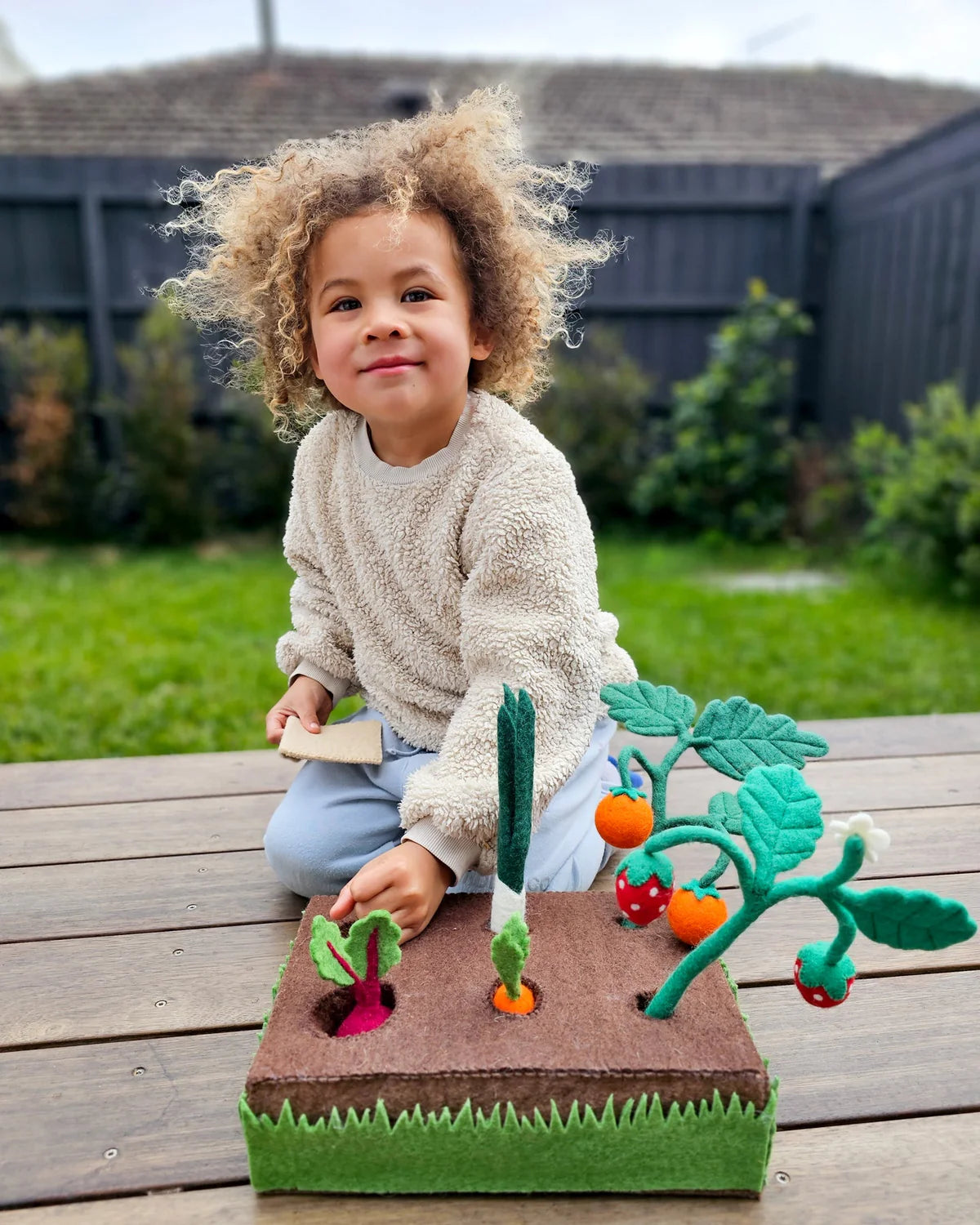 Grow Your Own Garden - Felt Planter Box With Sprouts And Vegetables