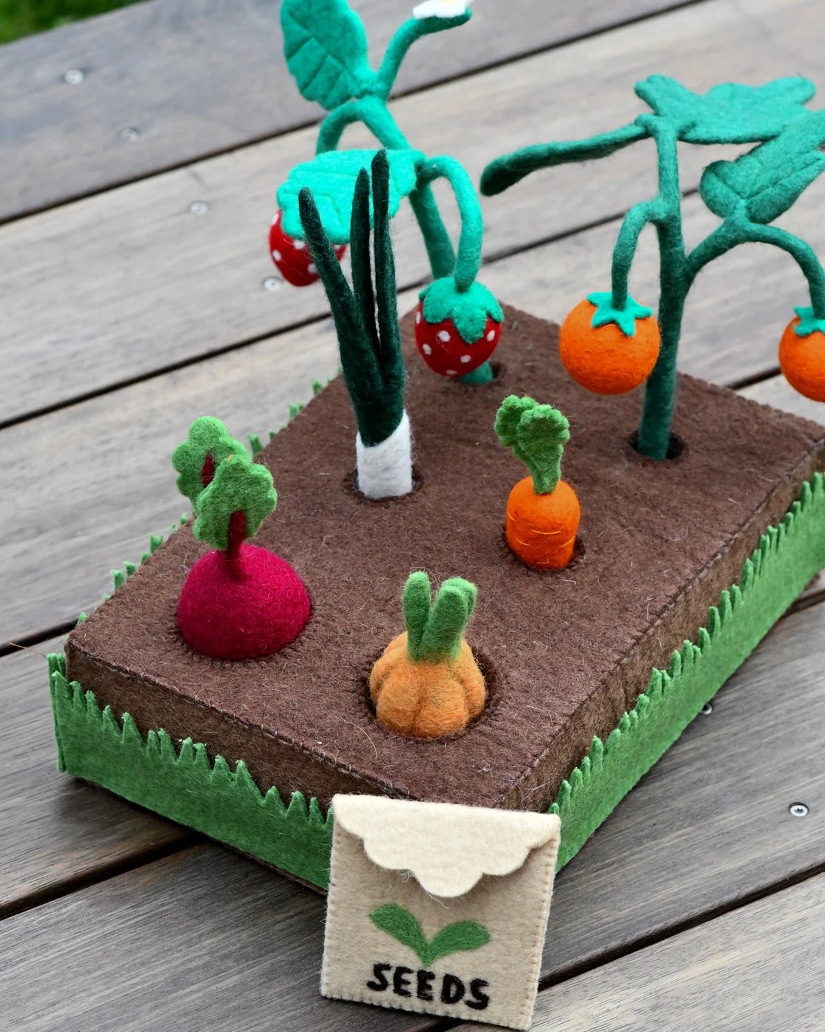 Grow Your Own Garden - Felt Planter Box With Sprouts And Vegetables