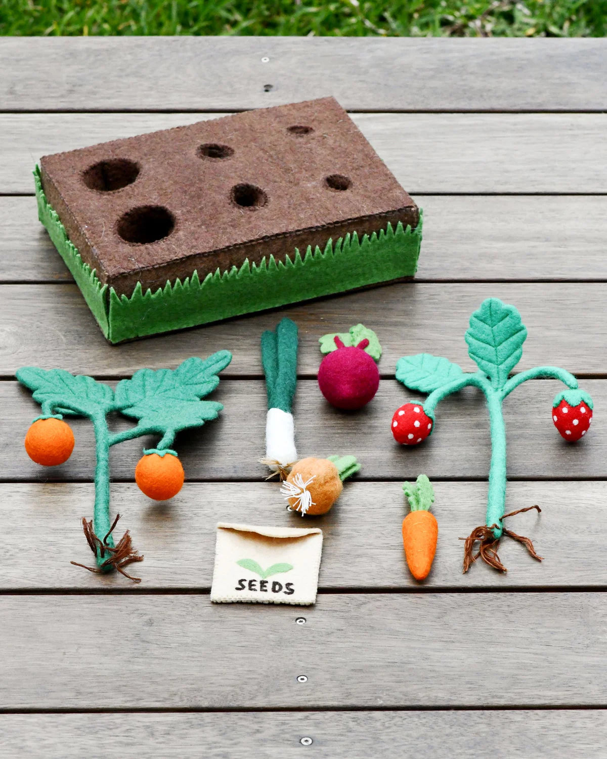 Grow Your Own Garden - Felt Planter Box With Sprouts And Vegetables
