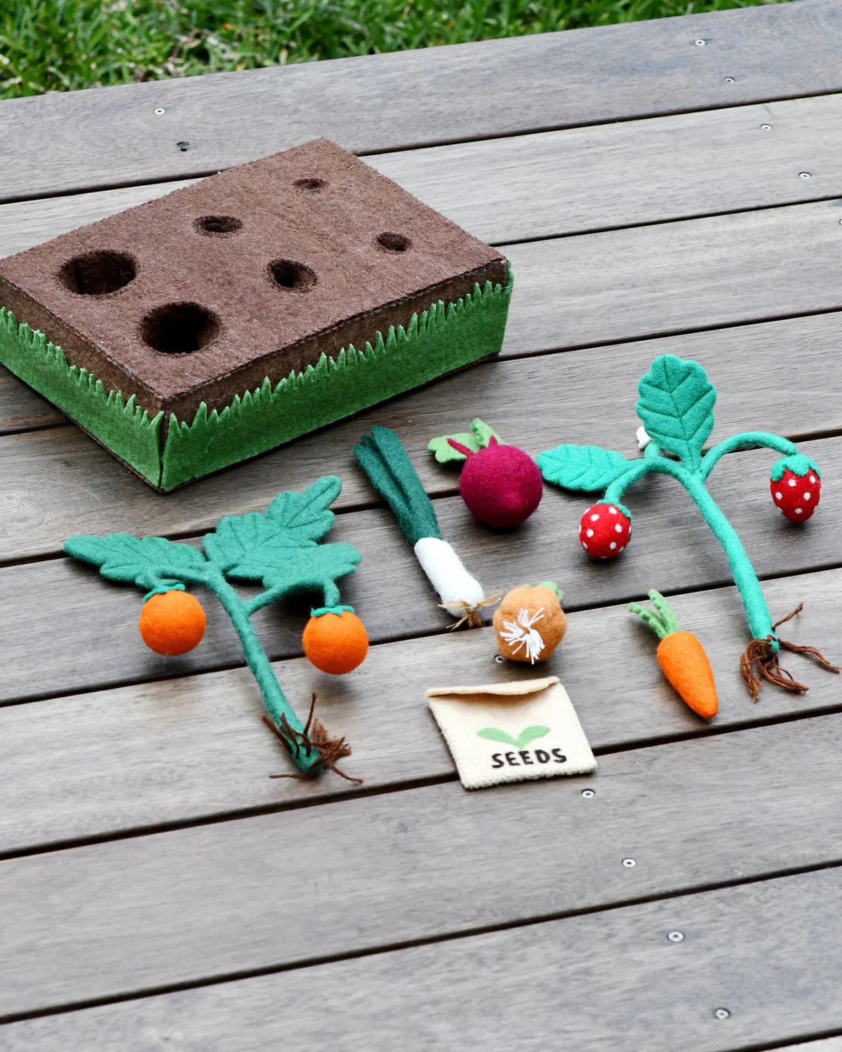 Grow Your Own Garden - Felt Planter Box With Sprouts And Vegetables