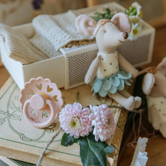 Fairytale Dummy Latex - 2 pack - size 2 - Twilight Mauve and White Lilac