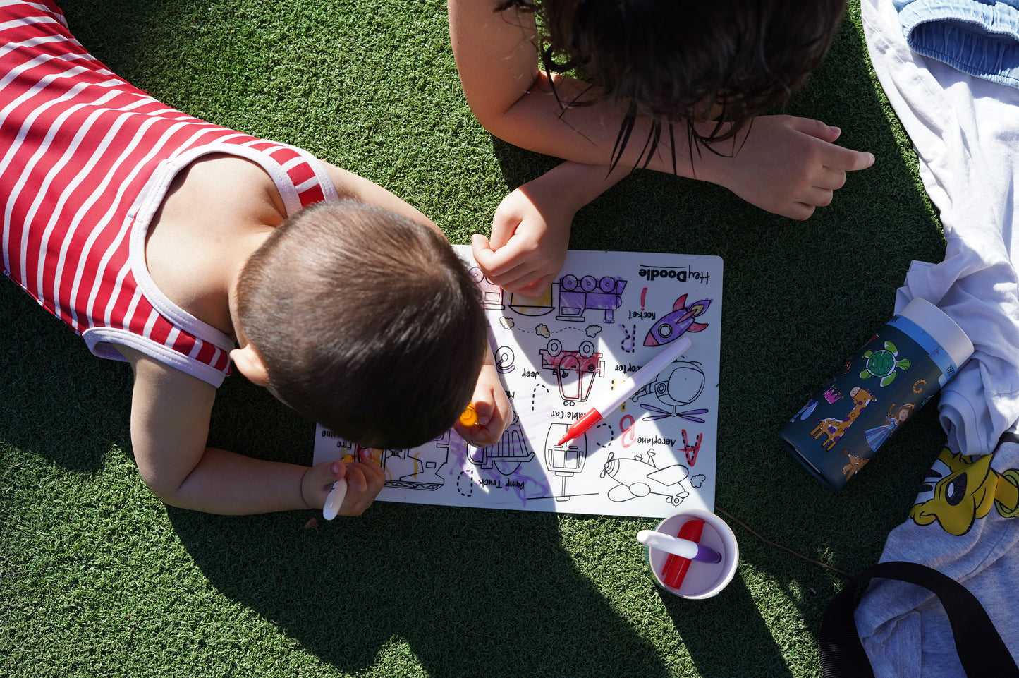 HeyDoodle Wipeable Colouring In - MINI - Toot Toot