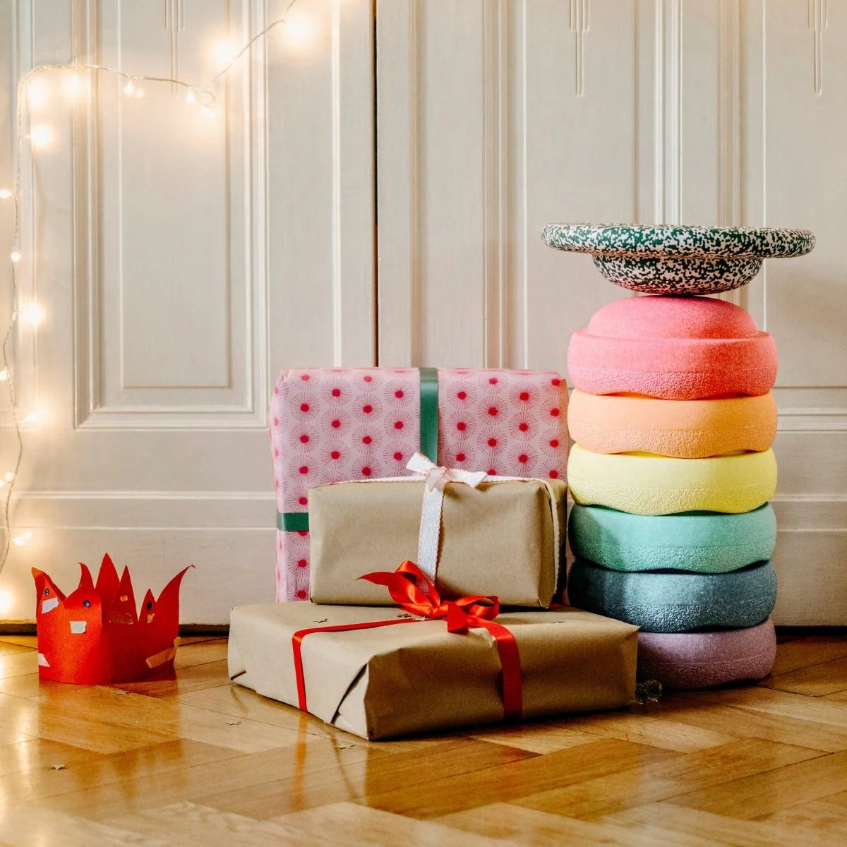 CHRISTMAS PROMO - Stapelstein Balance Stepping Stones - Original size, Set of 6, Rainbow Pastel + FREE Balance Board