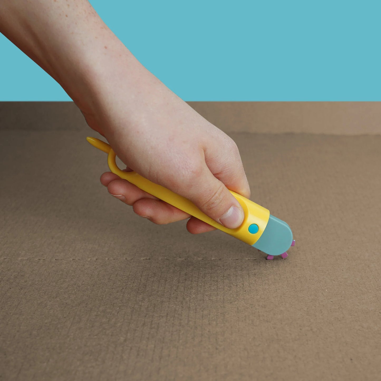 Make Do Cardboard Construction - Fold Roller
