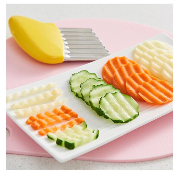 Veggie Crinkle Cutter - Blue