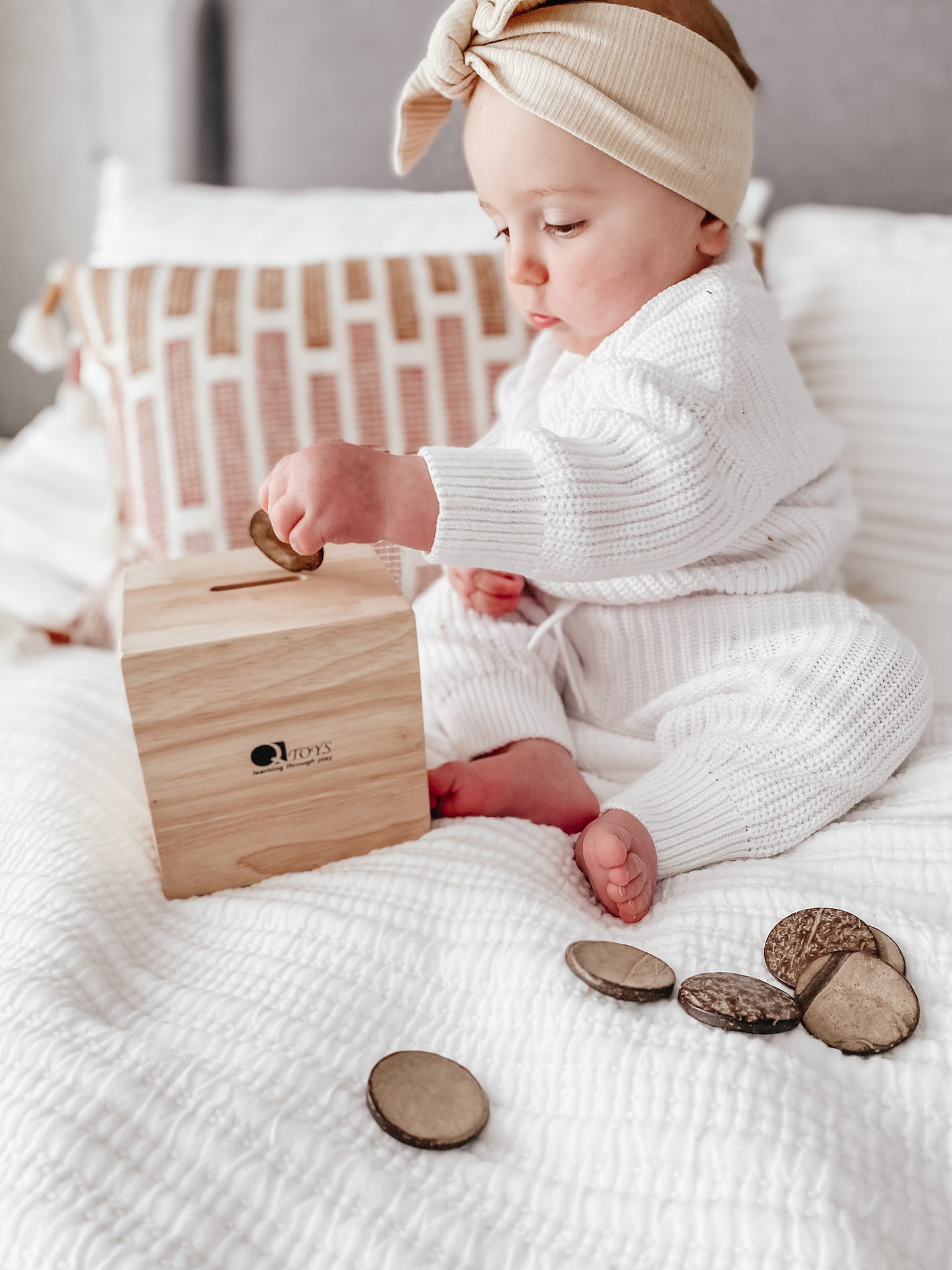 Montessori Post Box with Disks