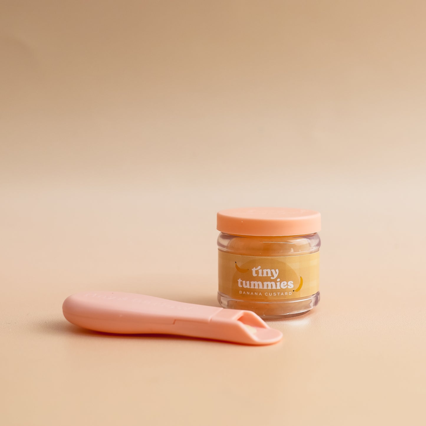 Tiny Harlow's Tiny Tummies - Banana Custard Puree Jar and Spoon