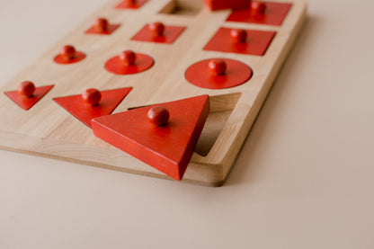 Shape Peg Puzzle Seriation