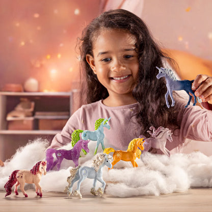 Collectibles Unicorn Saturnia
