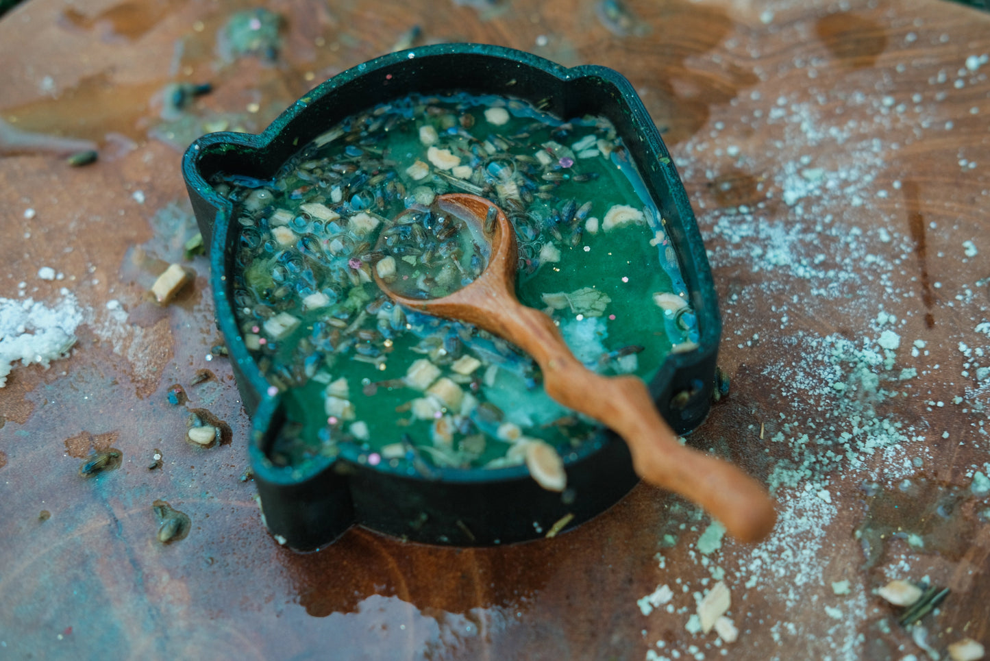 Eco Mould - Halloween Mini Cauldron