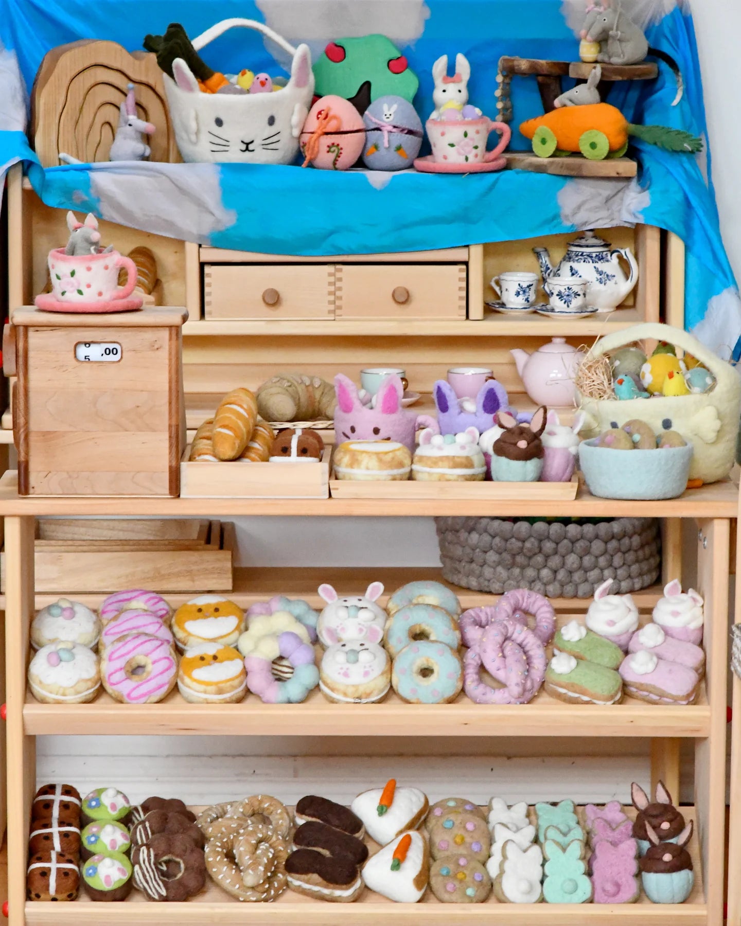 Felt Bunny Cookie - White