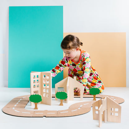Getting About Town - Roads, Buildings and Scenery