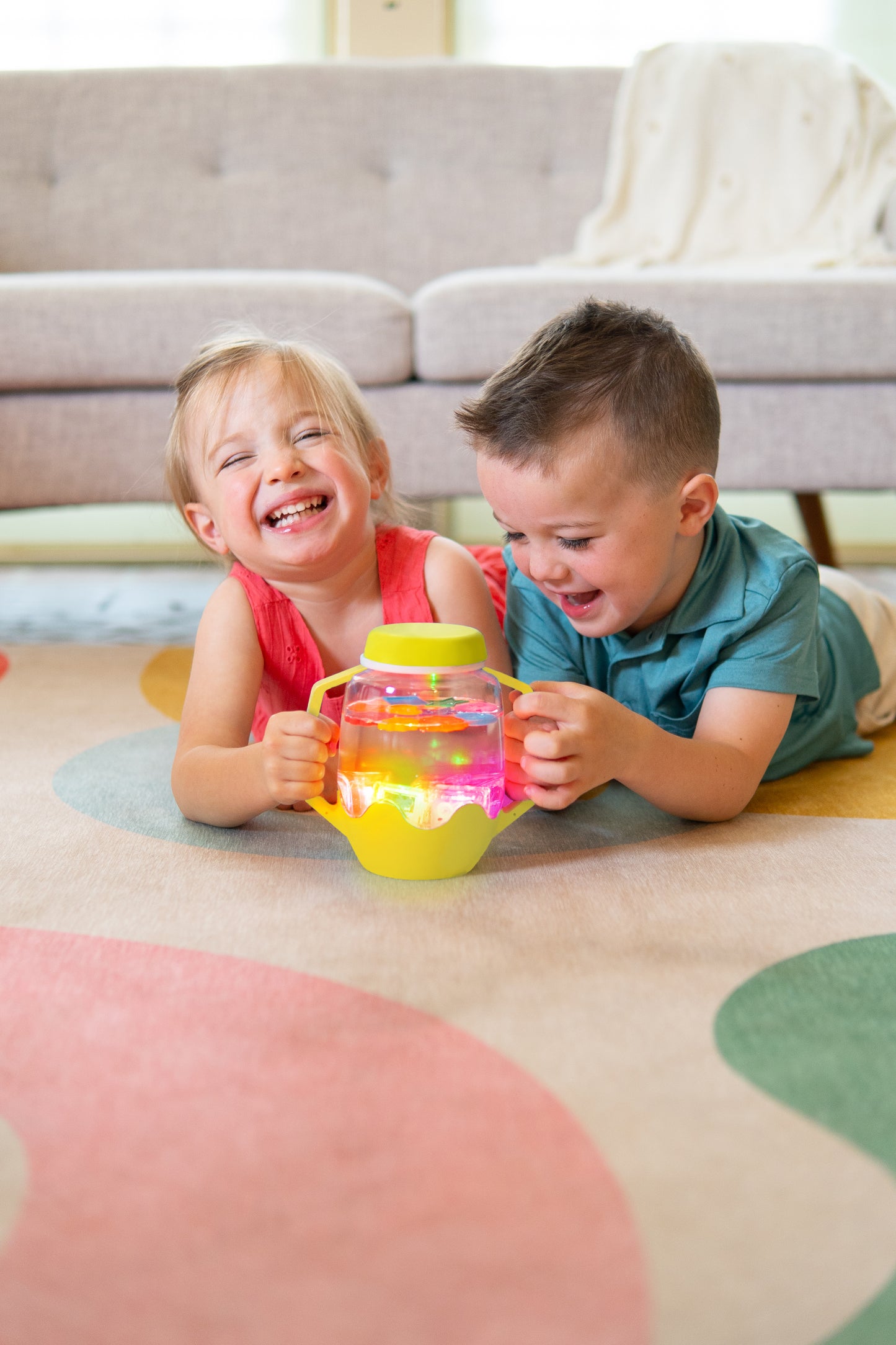 Glo Pal Sensory Play Jar - Yellow