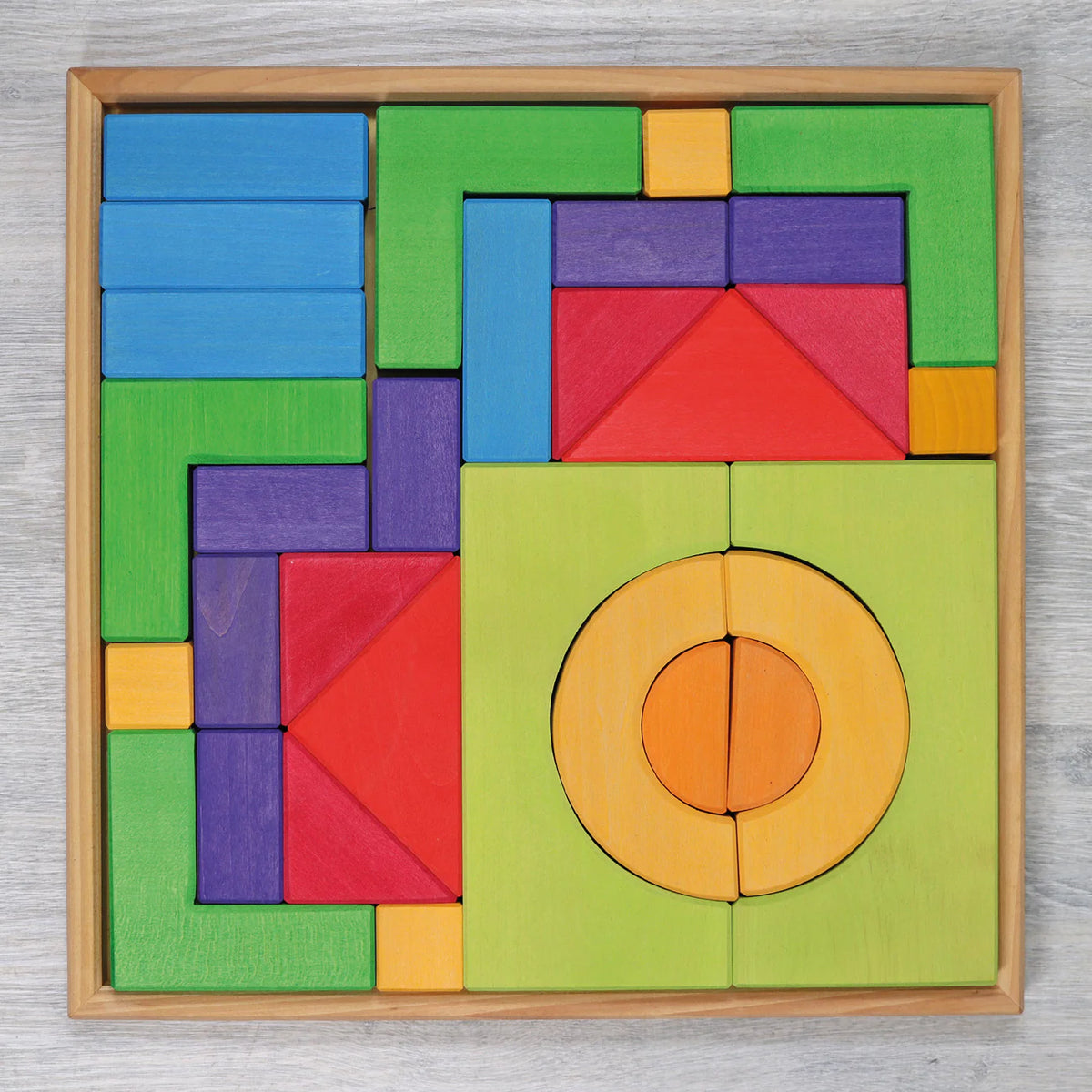 Create, stack and build with Grimm's Basic Building Set. A 30-piece wooden block set designed to inspire imaginative, open-ended play from an early age.