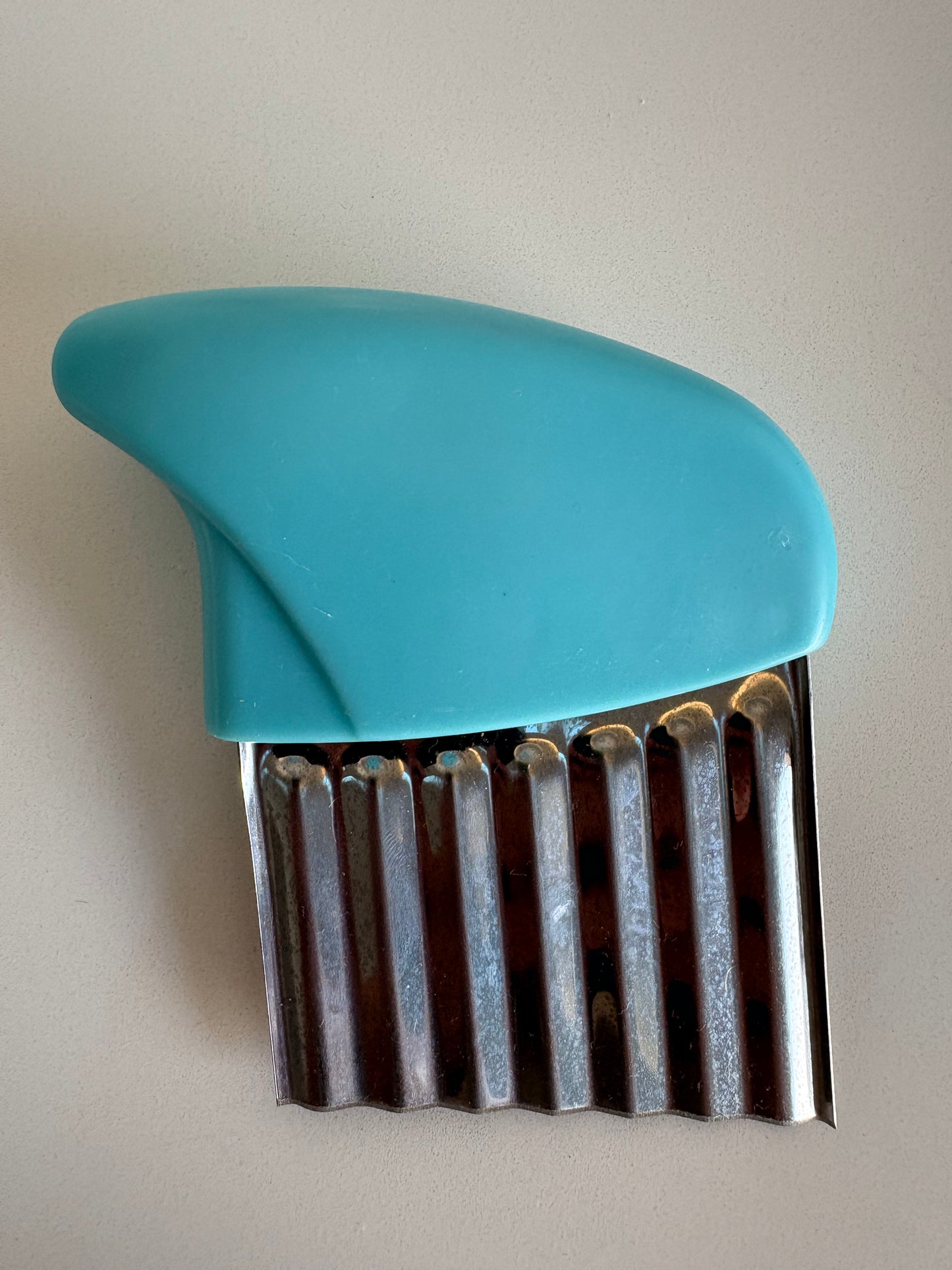 Veggie Crinkle Cutter - Blue