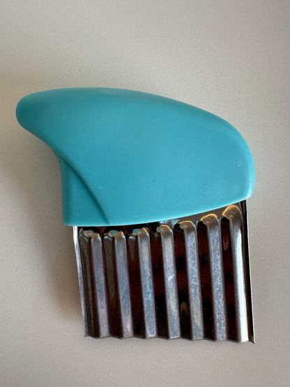 Veggie Crinkle Cutter - Blue