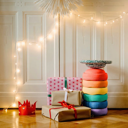 CHRISTMAS PROMO - Stapelstein Balance Stepping Stones - Original size, Set of 6, Rainbow Classic + FREE Balance Board