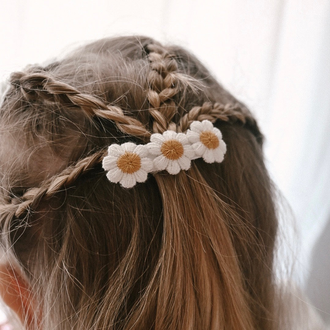 Hair Clips - Daisy Bliss