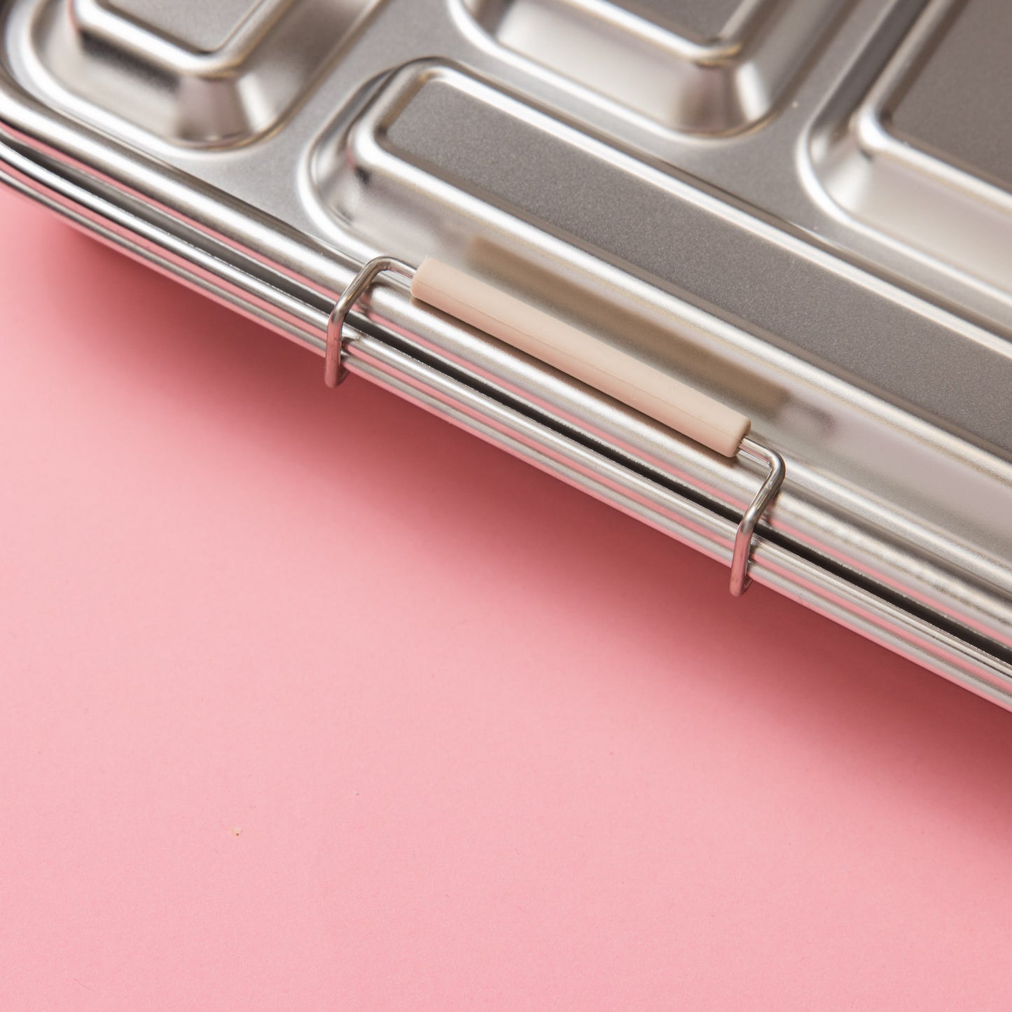 Five Compartment Leakproof Stainless Steel Lunchbox - Oatmeal