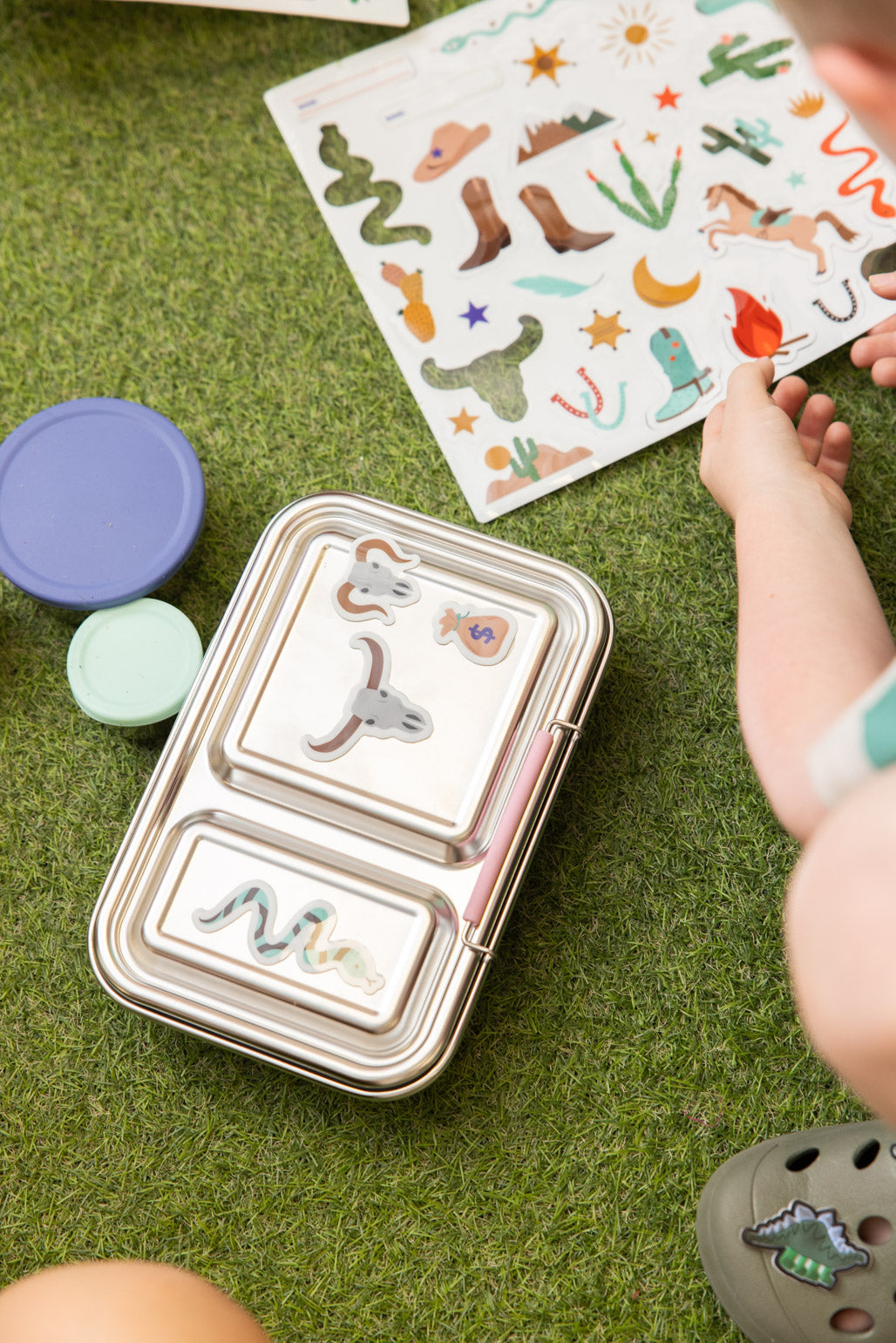 Two Compartment Leak Proof Stainless Steel Lunchbox - Pink