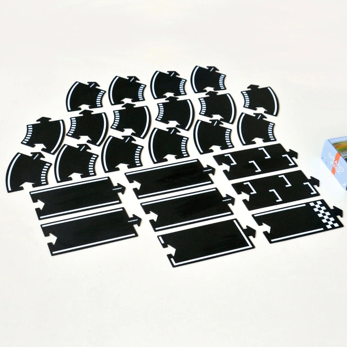 Waytoplay Flexible Road - Grand Prix Set - 24 Pieces