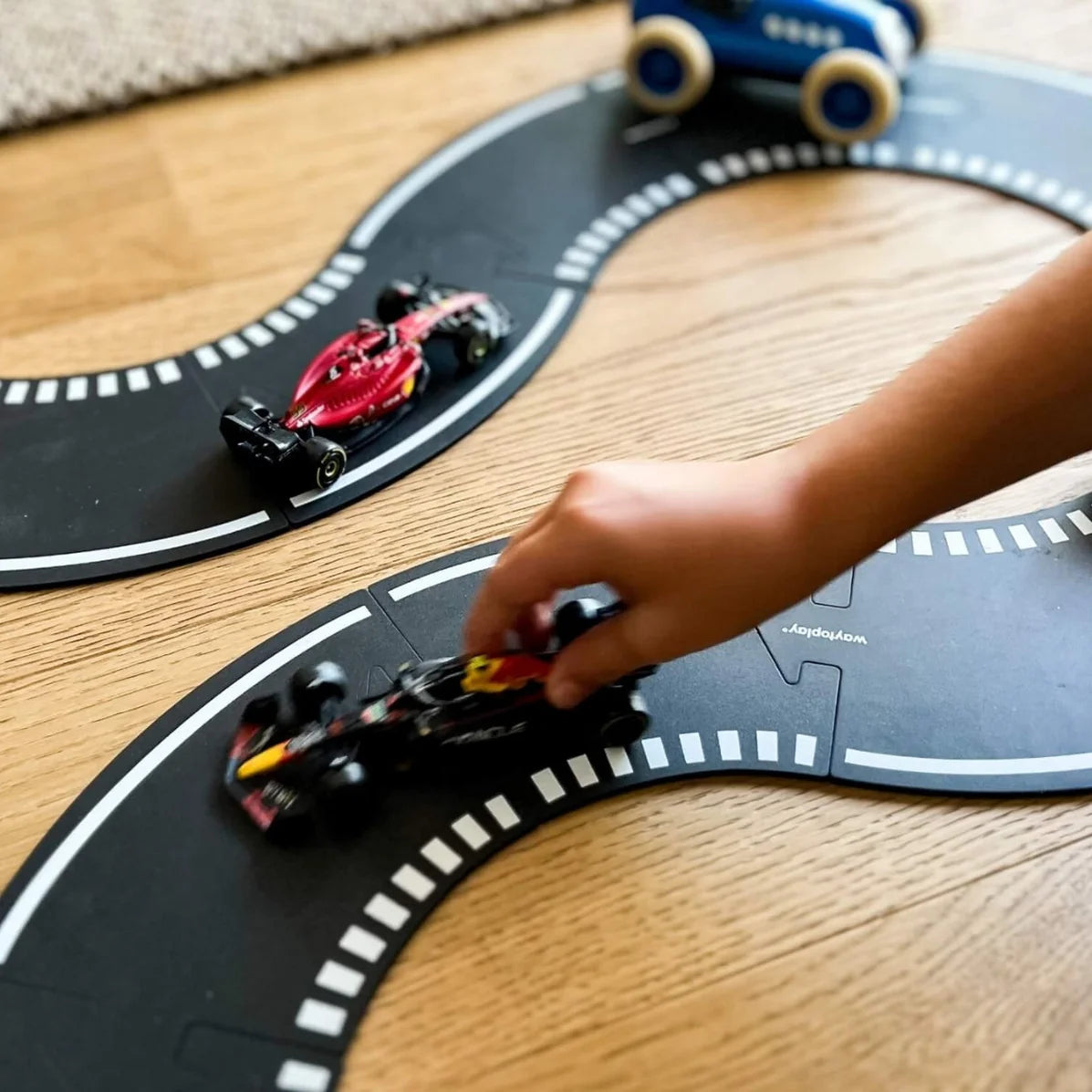 Waytoplay Flexible Road - Grand Prix Set - 24 Pieces
