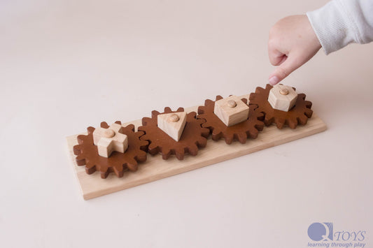 Wooden Gear Puzzle