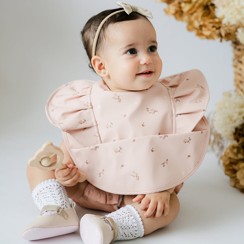 Snuggle Bib Waterproof - Posy Frill